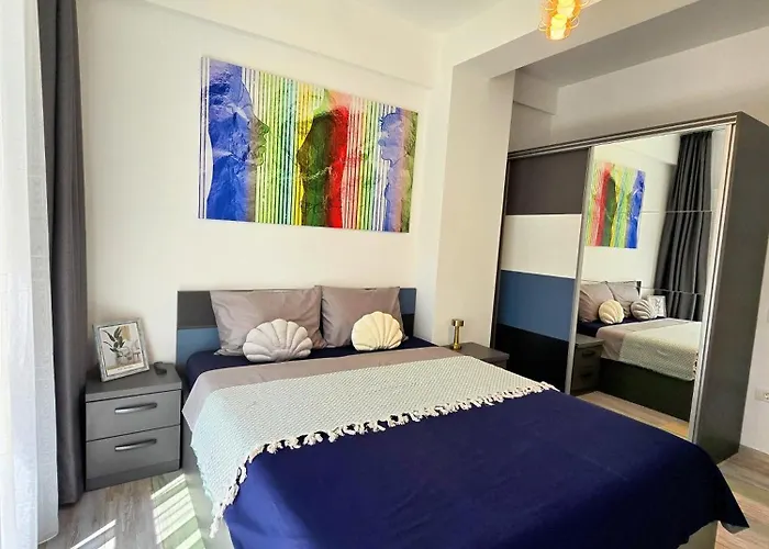 Velvet Waves - Endless Summer Mamaia Nord