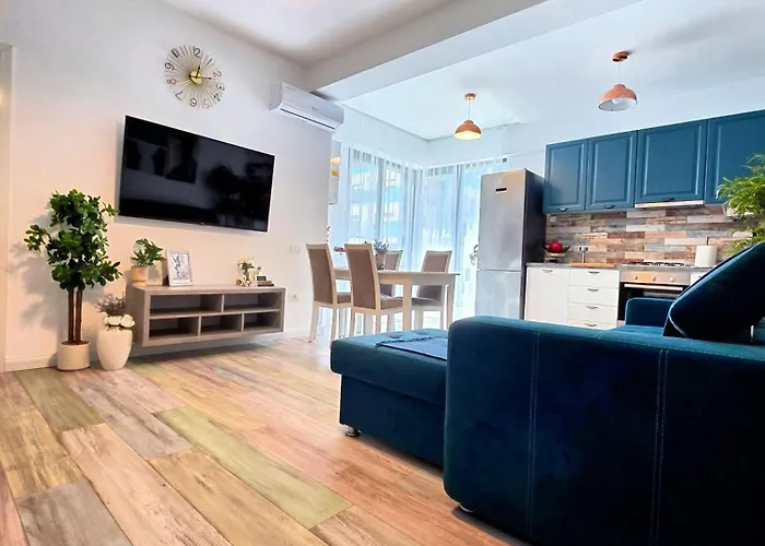 Velvet Waves - Endless Summer Mamaia Nord Апартаменты Нэводари