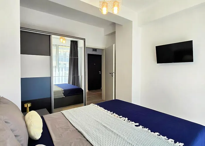 Velvet Waves - Endless Summer Mamaia Nord Нэводари