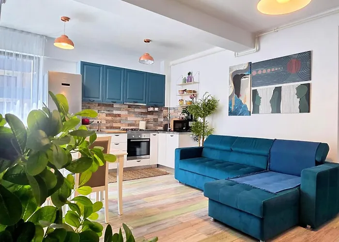 Velvet Waves - Endless Summer Mamaia Nord Нэводари